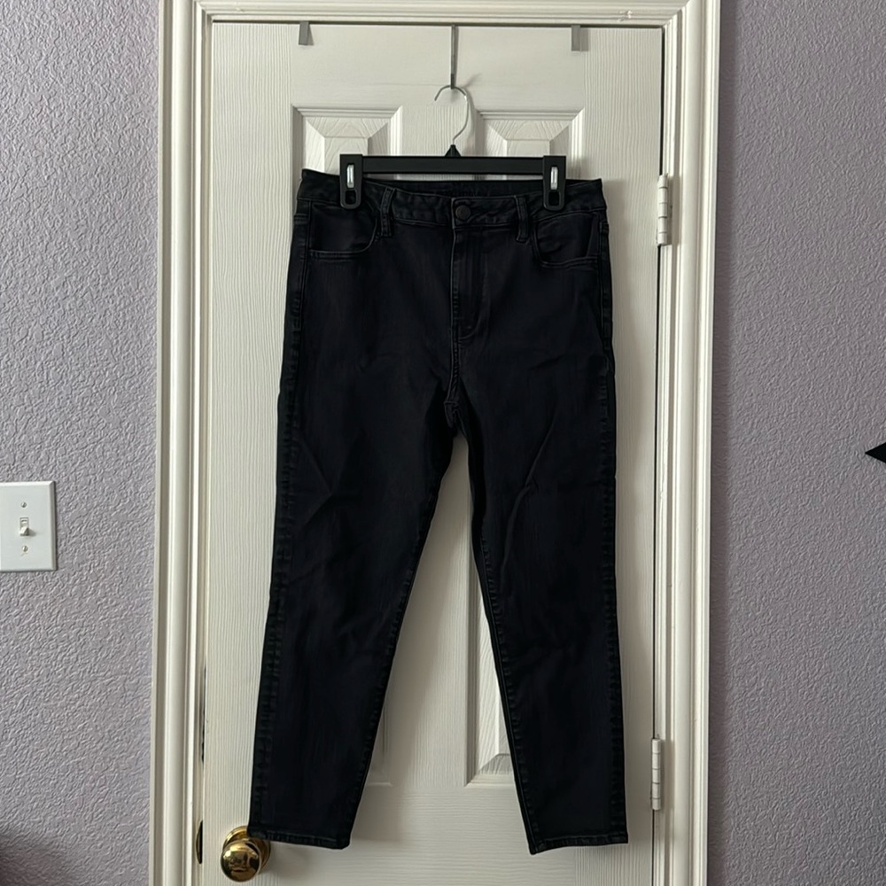 American Eagle Hi-Rise Jegging